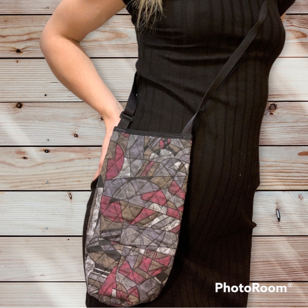 Water bottle bag caddy holder koozie shoulder crossbody hiking workout fitness